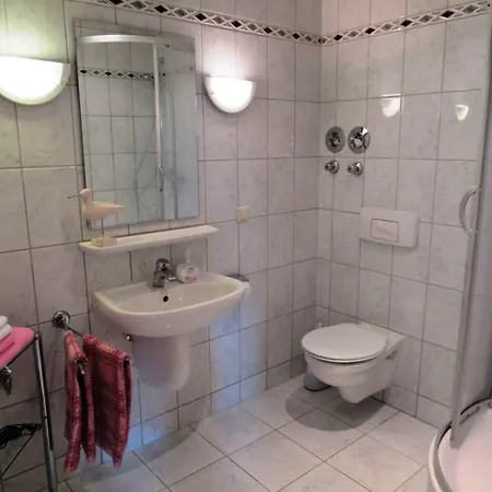 Appartement Ferienwohnung _zaunkoenig_ *